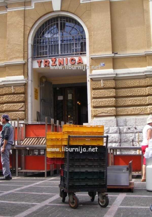 Liburnija.net: Inventar spreman za tramak na novu lokaciju @ Opatija