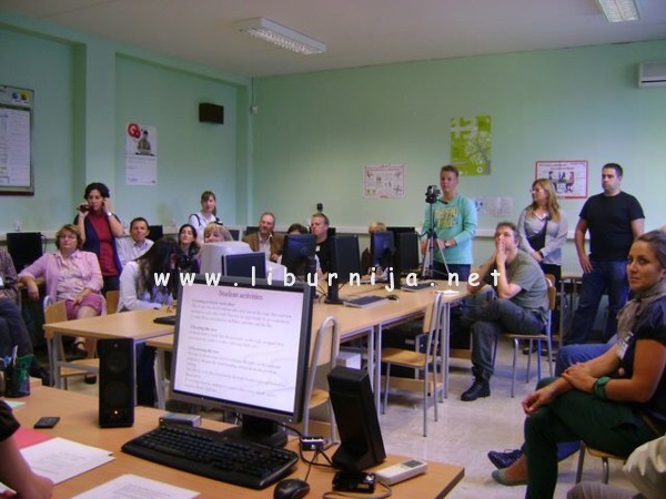 Liburnija.net: Delegacija EU u opatijskoj Osnovnoj školi 'R. K. Jeretov'