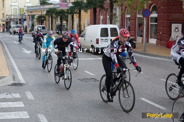 Liburnija.net: Blagdanski trening Biciklističkog kluba Opatija