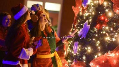 Christmas Tree Lighting – Paljenje lampica na terasi Continentala ove subote u 18 sati