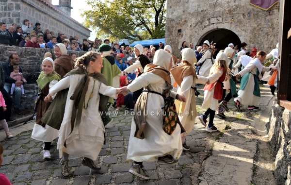 Najavljeno obilježavanje Markove – Srednjovjekovni Veprinac, Žbravada fest te kulturno zabavni program ovog vikenda u Veprincu