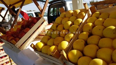FOTO: Dan domaće jabuke i meda na Veletržnici predstavio zdrave i prirodne proizvode kupcima @ Matulji