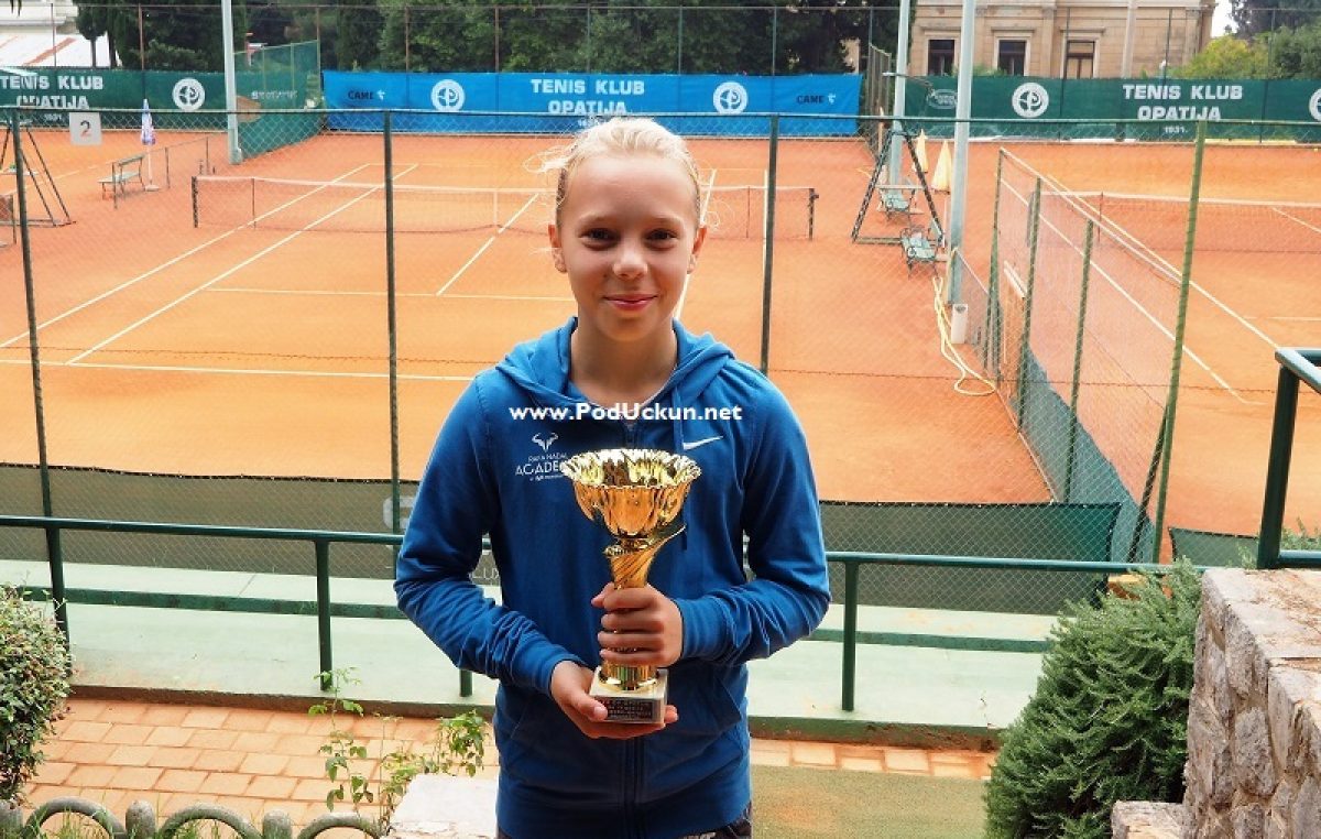 Dora Biondić pobjednica 22. Otvorenog prvenstva Opatije u tenisu do 12 godina