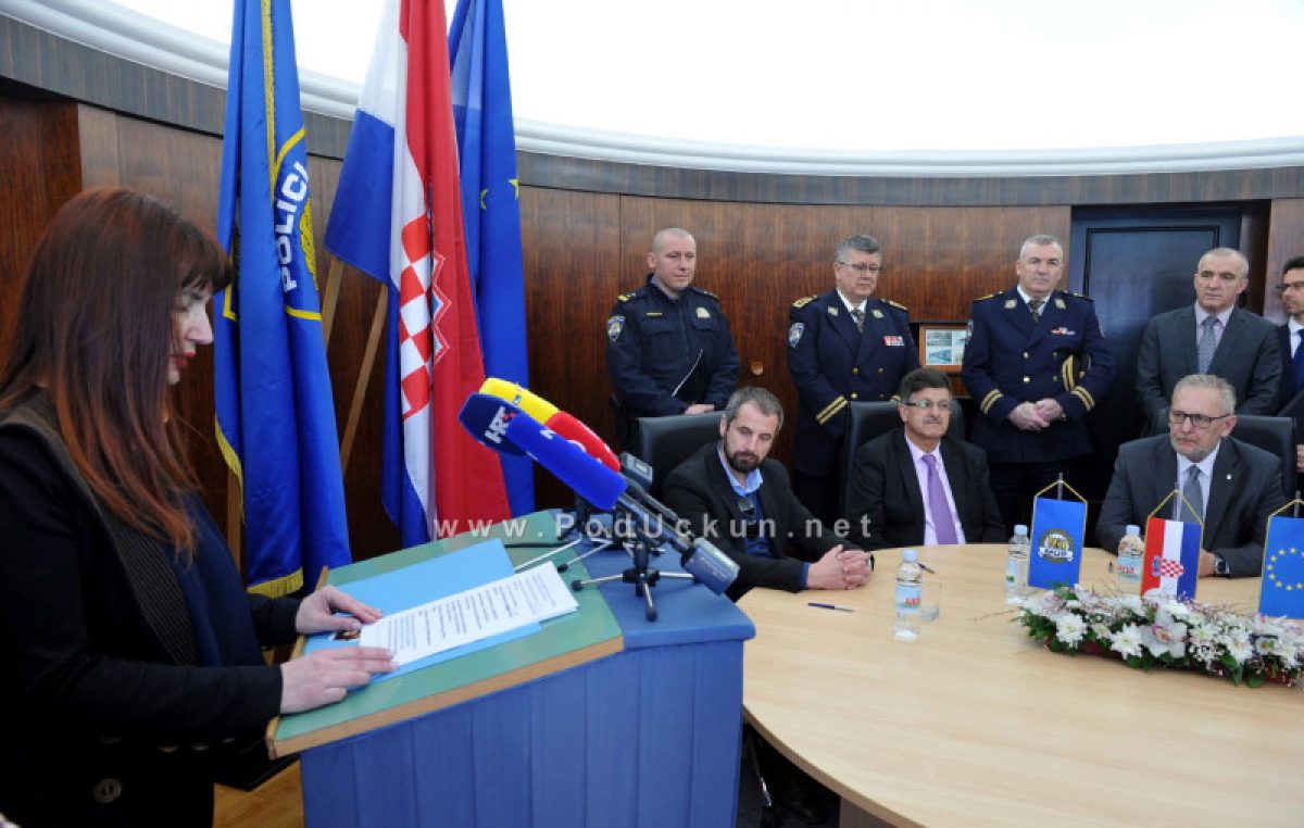 Ministar Božinović u Opatiji potpisao Sporazum o sufinanciranju