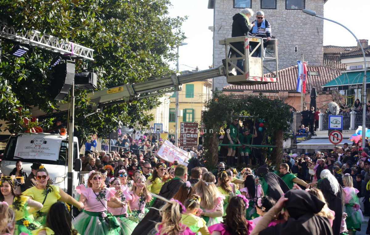 Maškare su osvojile Lovran! Karnevalska povorka okupila više od tri tisuće raspoloženih sudionika