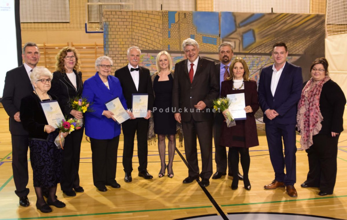 FOTO/VIDEO Na svečanoj sjednici Vijeća dr. Boris Nemec preuzeo nagradu za životno djelo @ Matulji