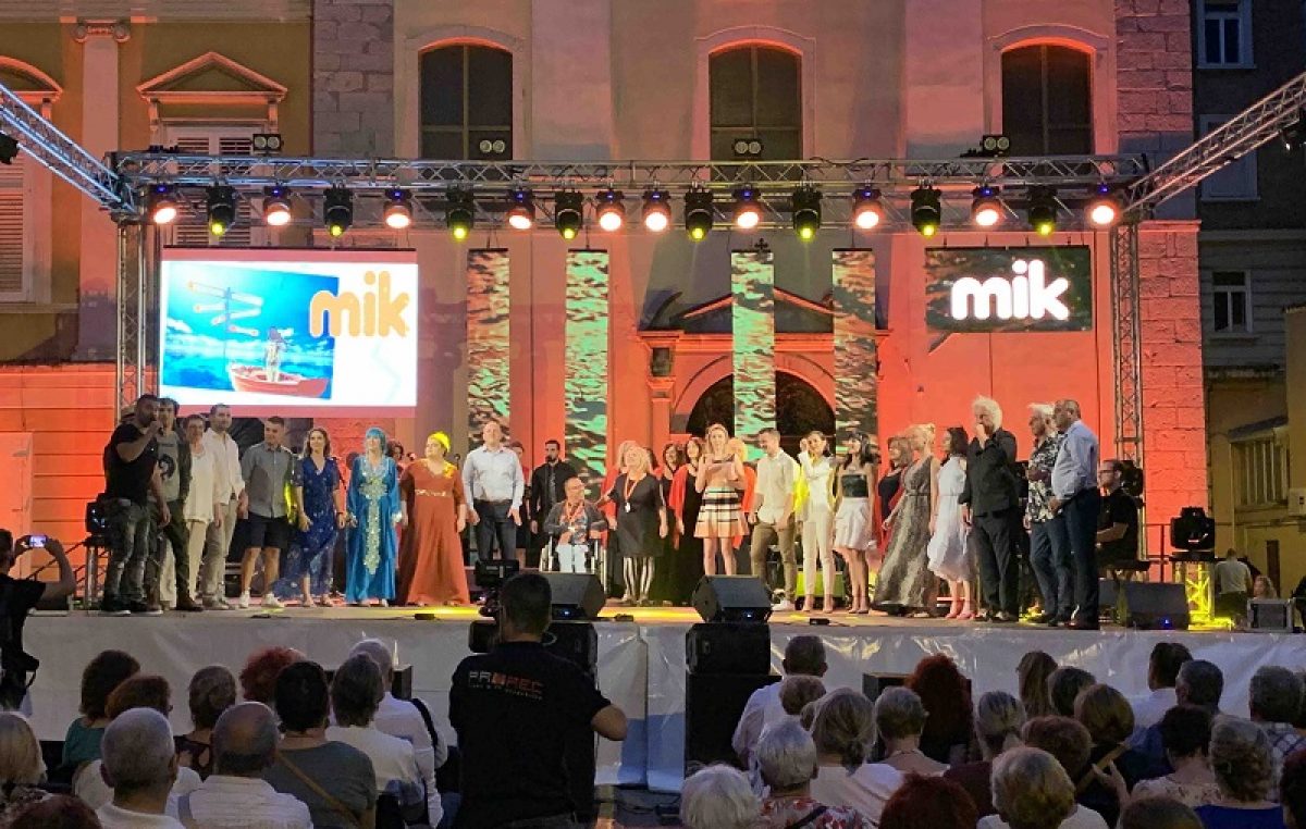 Rujansko izdanje ovogodišnjeg MIK-a u Rijeku donosi natjecateljsku i revijalnu večer