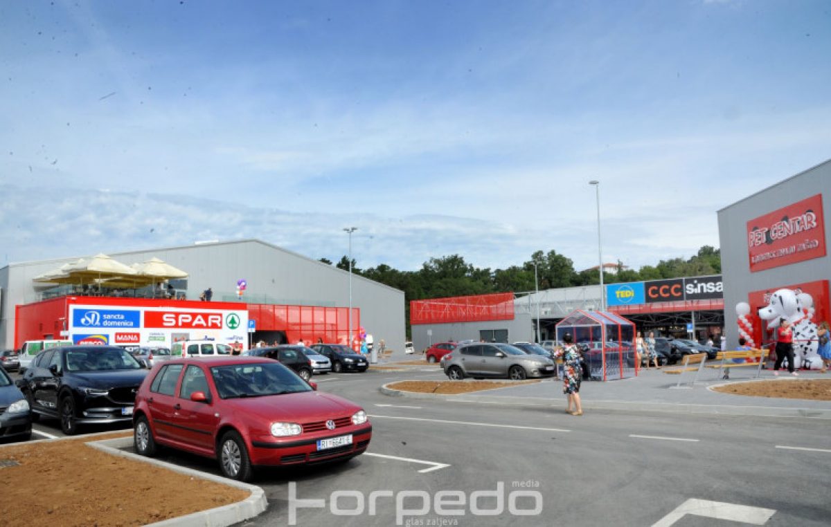 FOTO S radom počeo Marti Retail Park na Martinkovcu