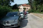 Stanari Ulice poginulih branitelja ogorčeni: Policija nam ispisala kazne na mjestima gdje parkiramo desetljećima