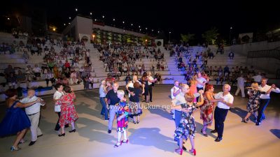FOTO/VIDEO Ispunjen plesni podij na zatvaranju Matuljskih ljetnih večeri