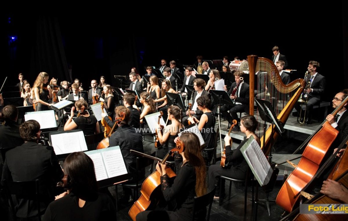 Klasična glazba ispunila Gervais – Mladi glazbenici iz ‘Ceman Orkestra’ oduševili