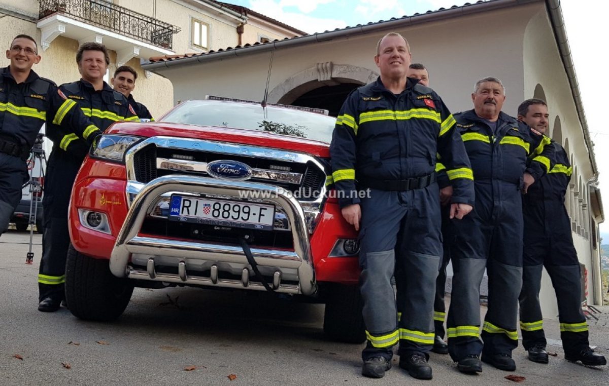 FOTO/VIDEO DVD Kastav dobio novo vatrogasno vozilo vrijedno 430 tisuća kuna