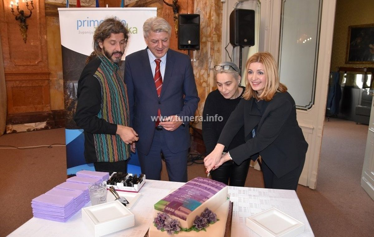 U OKU KAMERE Slavica Mrkić Modrić i Marko Gracin potpisuju kalendar Primorsko-goranske županije za 2020. godinu