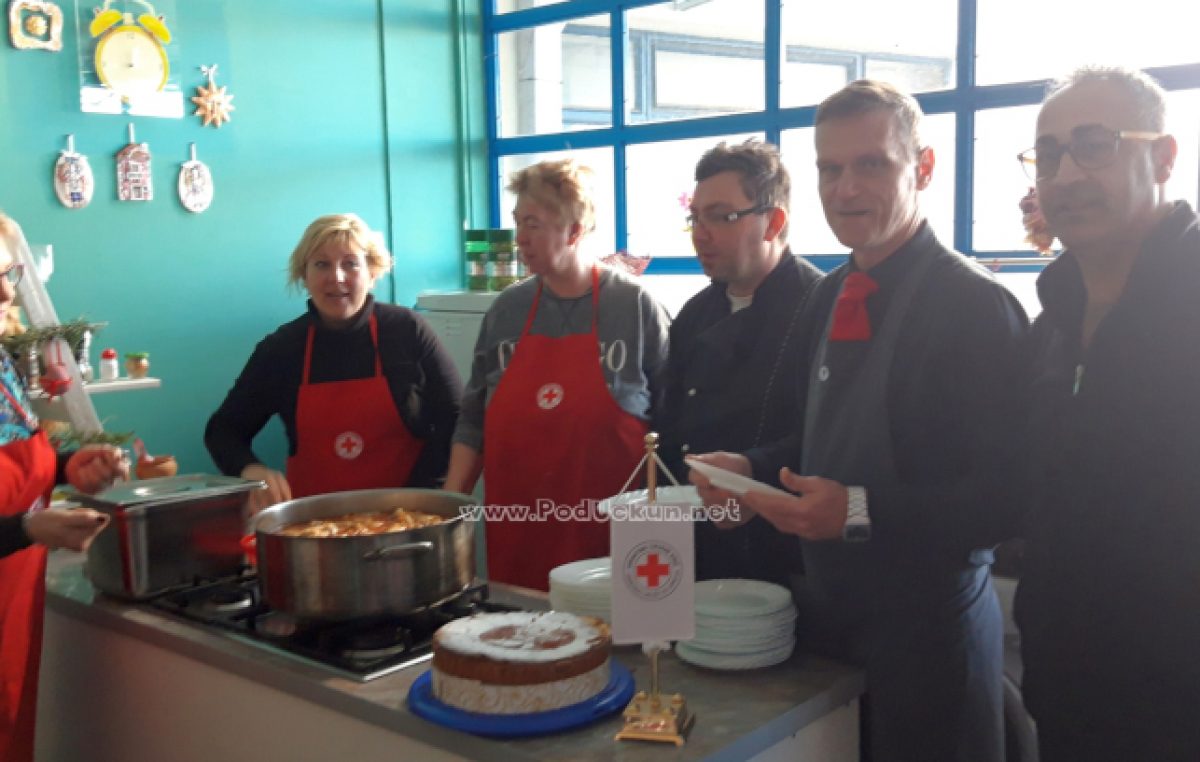 U OKU KAMERE Ekipa iz restorana Ružmarin pripremila donatorski ručak za potrebite