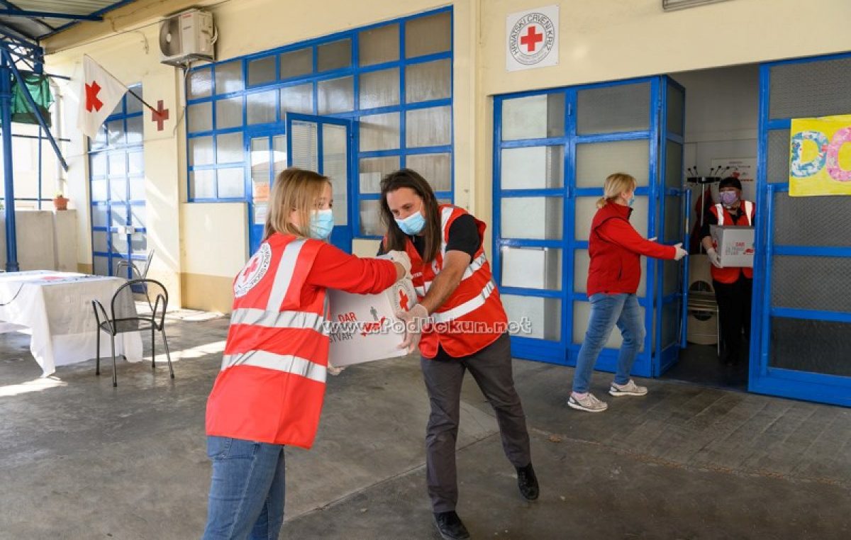 Tjedan Crvenog križa: Moja volonterska priča – Željka Stašić i Fernando Kirigin