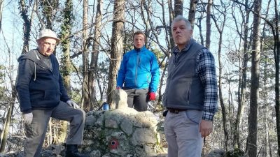 FOTO Akcija čišćenja i markiranja – Nastavljeno održavanje planinarske obilaznice Lisinski put