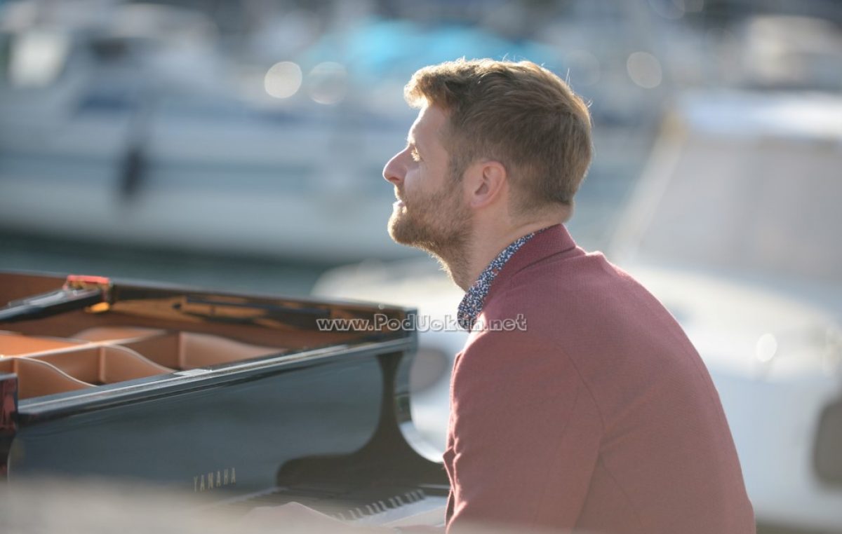 VIDEO  Zvjezdan Ružić predstavlja Exclusive 25 – Sjajni jazz pijanist ističe ‘ovaj koncert mi je stvarno poseban’