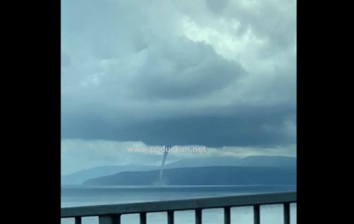 VIDEO Pijavica ispred Cresa – Zabilježili smo rijedak prirodni fenomen na Kvarneru