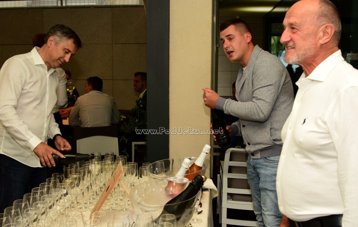 VIDEO/FOTO Miroslav Palinkaš održao prezentaciju i degustaciju vina vinarije Pavlomir @ Opatija
