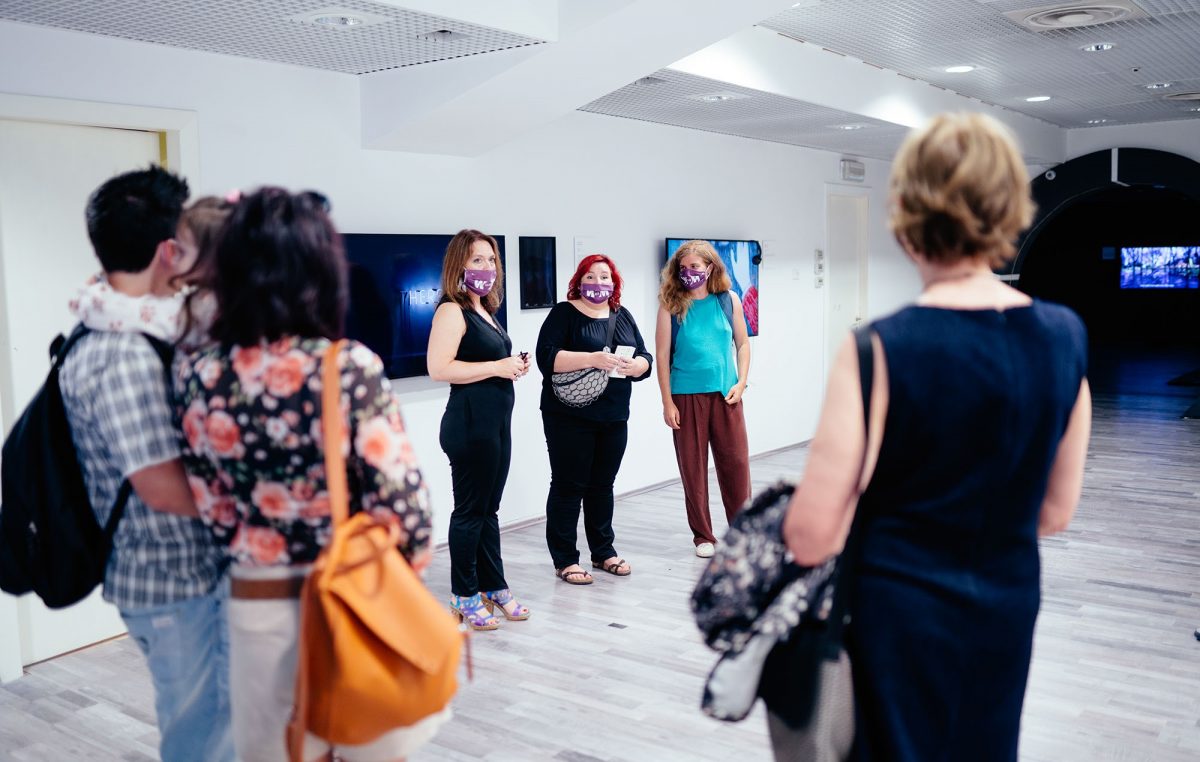 U OKU KAMERE Nedavno je otvorena druga sekcija međunarodne putujuće izložbe „Women (RI)visible“