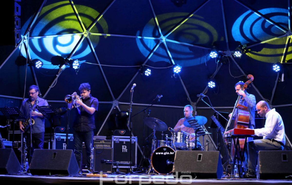 FOTO/VIDEO Izvrsnim nastupima vrhunskih glazbenika zaključen 29. JazzTime Rijeka