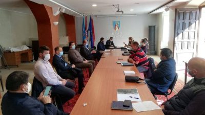Nazire se kraj rekonstrukciji ceste u Žegotima koja je probila sve rokove – Grad Kastav organizirao sastanak svih aktera