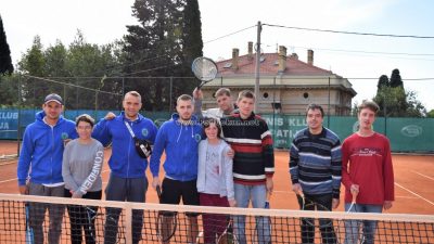 FOTO Smajlići upoznali tajne tenisa @ Opatija