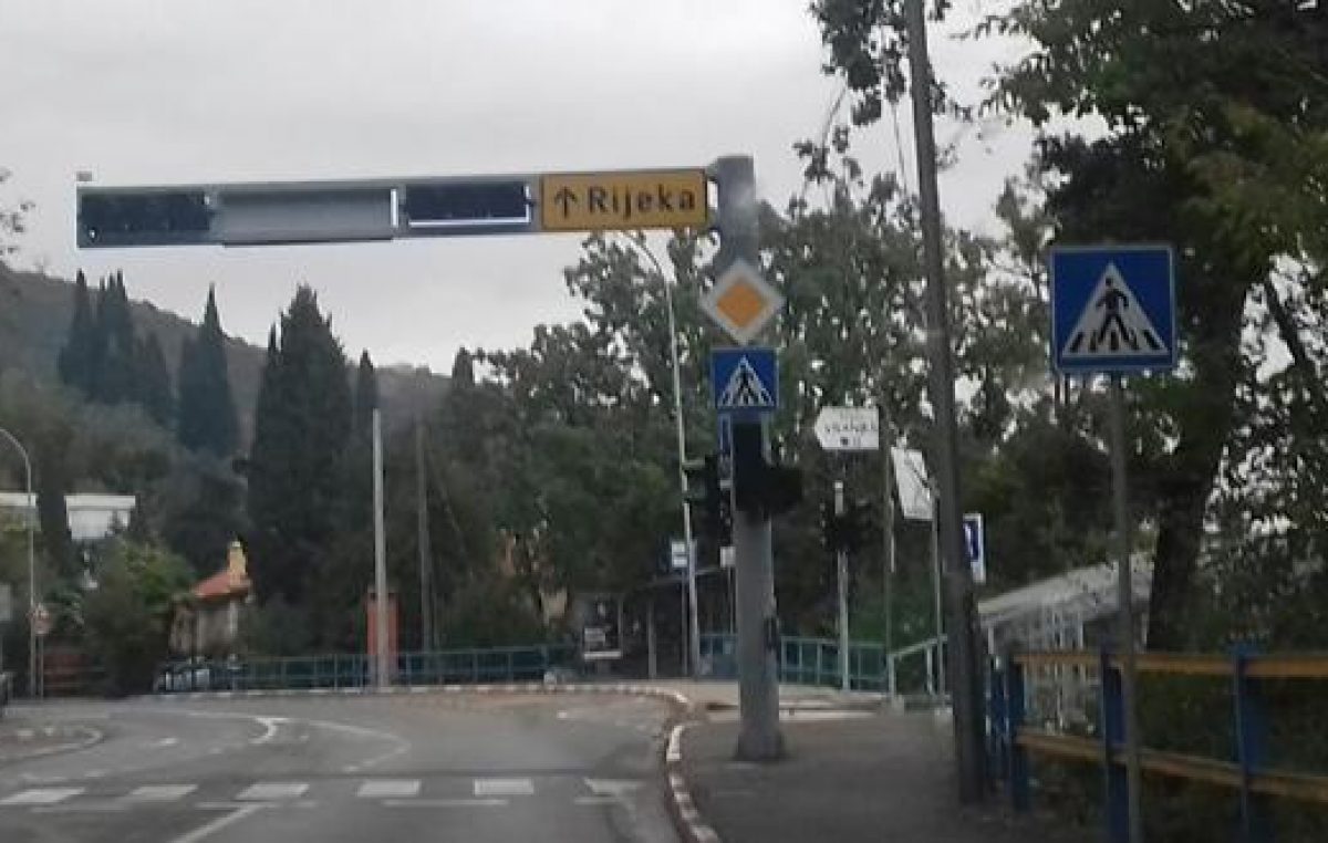 Kvar na semaforskom sustavu @ Opatija
