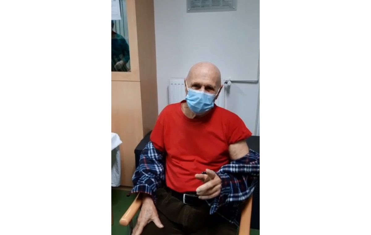 [VIDEO] Cijepljen prvi korisnik Doma za starije na Voloskom: Cijepite se svi, jer to će nas spasiti!