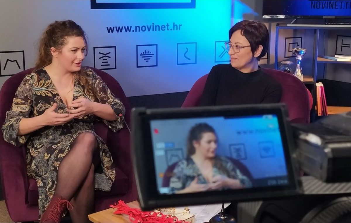 [VIDEO] Uoči najave novog projekta Putokaza, Miranda Đaković i Gea Rajić gostovale u emisiji Novinet.TV-a ’11 manje kvarat’