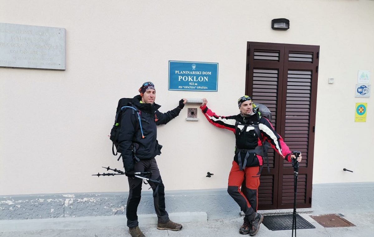Daniel Lončar i Ranko Dragičević usponom na vrh Učke uspješno okončali prvu od trinaest etapa humanitarne akcije 1100 kilometara za 1100 terapija