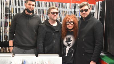 [FOTO/VIDEO] Ispred Dallasa održana promocija vinila ‘Brutalist’ riječkog elektro-rock dua The Siids