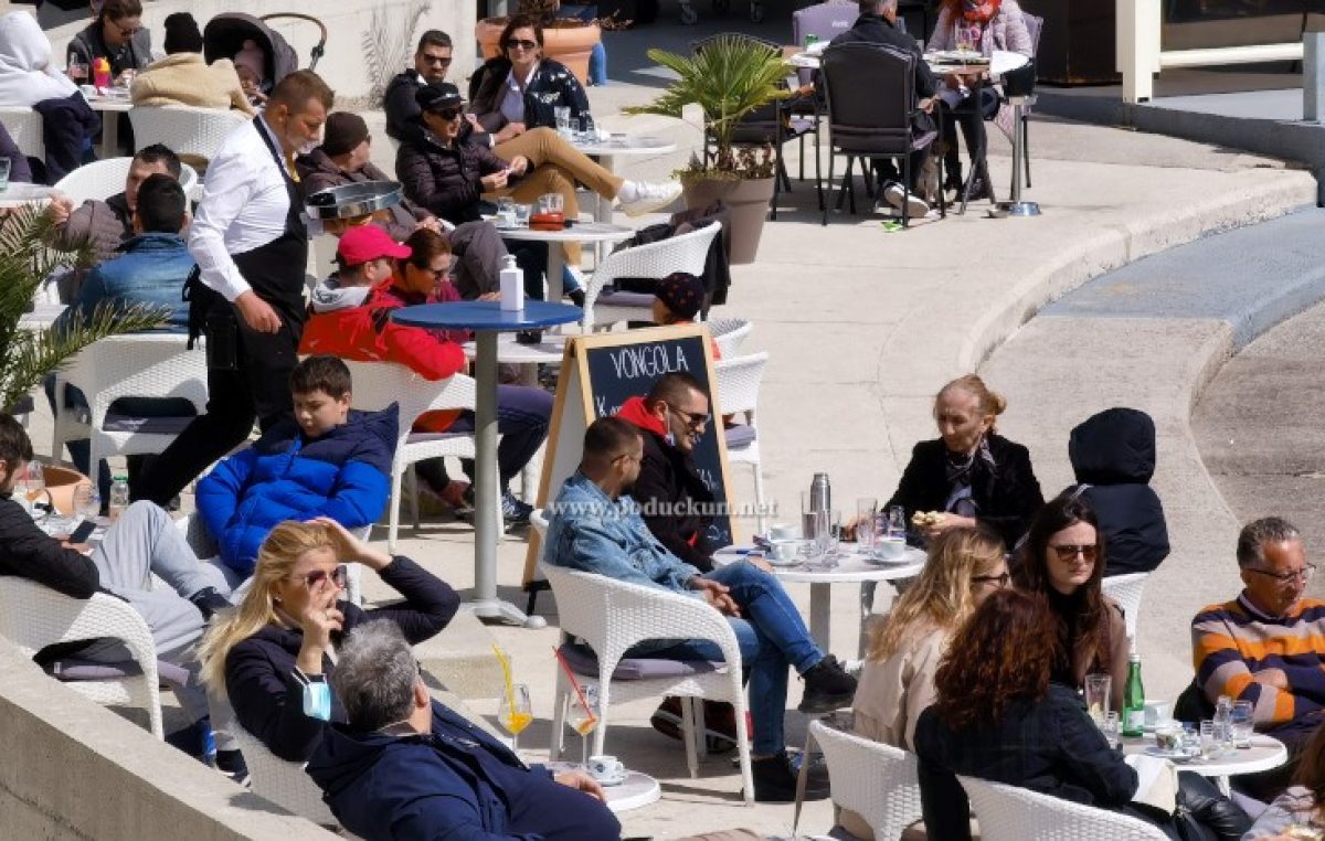 [FOTO] Tijekom produljenog vikenda u Opatiji je ostvareno 1500 turističkih dolazaka