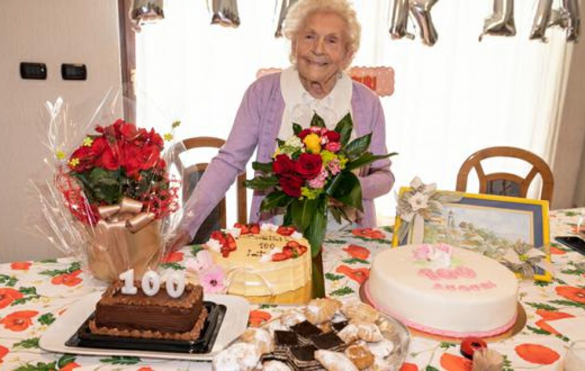U OKU KAMERE Sretan 100-ti rođendan gospođi Mariji Rumac Moretti!