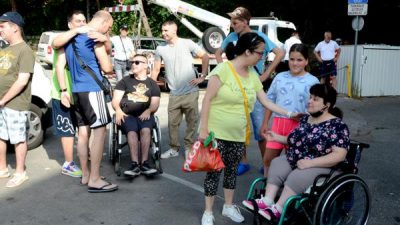 [U OKU KAMERE] Mladi iz Udruge osoba s invaliditetom grada Opatije krenuli na ljetovanje