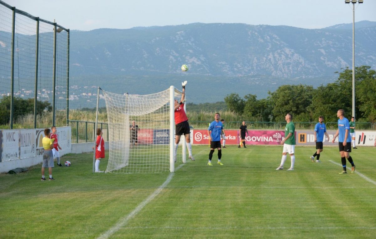 [VIDEO/FOTO] Plavo-zeleno finale u Omišlju spustilo zastore na nogometnu sezonu