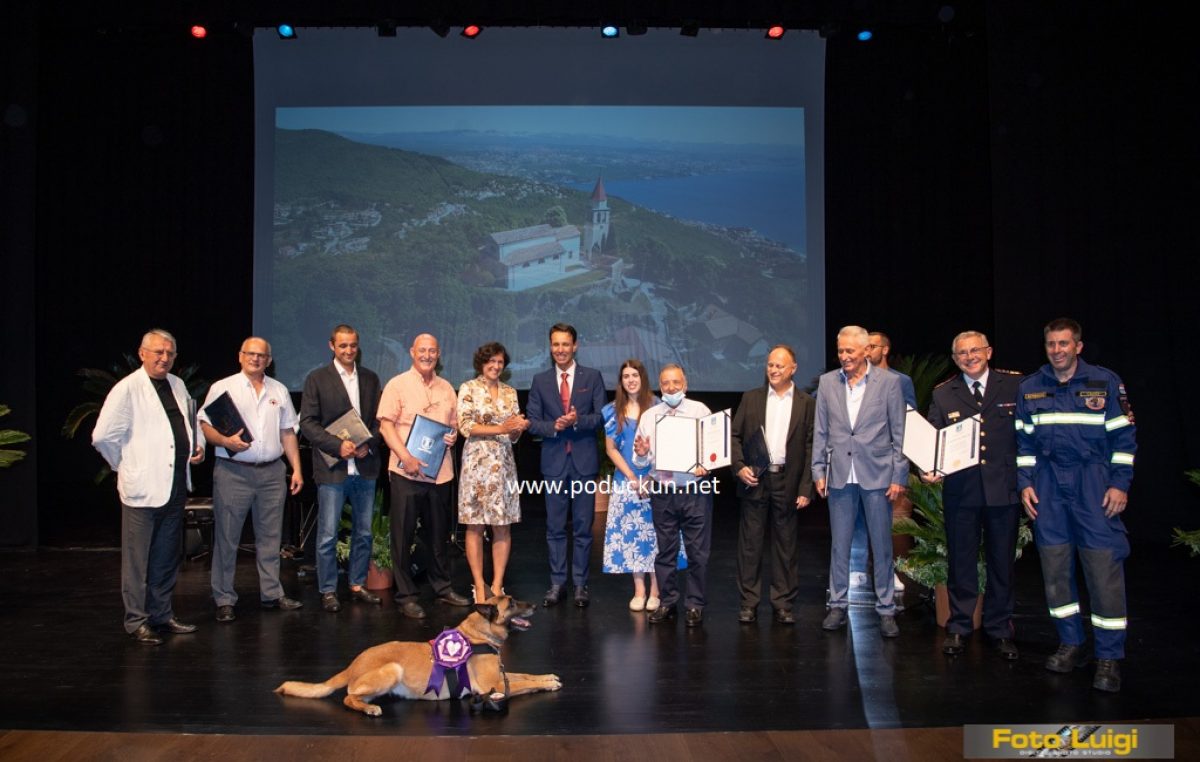 [VIDEO/FOTO] Emilu Jeletiću i posthumno Andreju Barbieriju nagrade za životno djelo grada Opatije