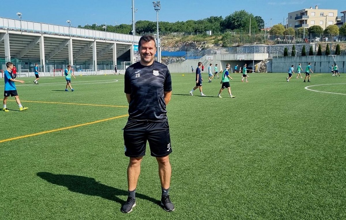 [RAZGOVOR] Zdravko Šimić, jedan od najdugovječnijih trenera Škole nogometa HNK Rijeka: Strast za ovaj posao je na prvome mjestu