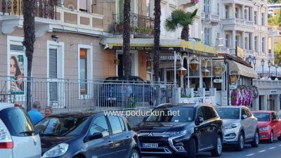 [U OKU KAMERE] Automobilom ponovo blokirao ulaz u restoran Elite na Slatini