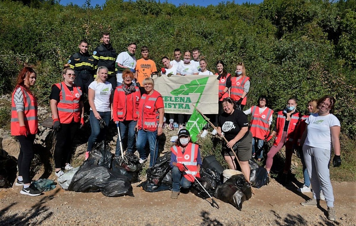 [FOTO] Volonteri Zelene čistke u akciji