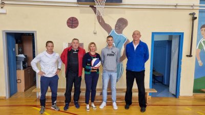 Košarkaški klub Opatija donirao nove lopte Osnovnoj školi “Rikard Katalinić Jeretov”