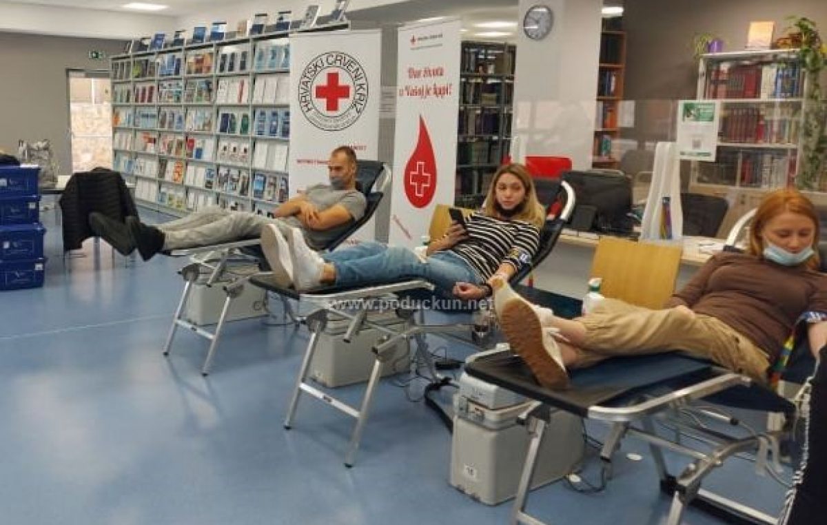 [FOTO] U Lovranu i Iki održane akcije dobrovoljnog darivanja krvi