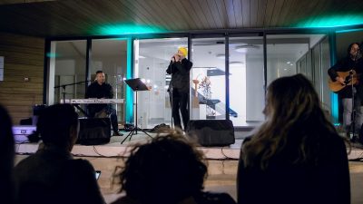 [U OKU KAMERE] Urbanovim koncertom iznenađenja i atraktivnom “Arhitek-turom” proslavljen 10. rođendan studija ZDL