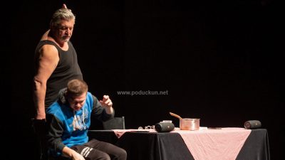 [FOTO] Predstava ‘Ocat i sin’ nasmijala opatijsku publiku