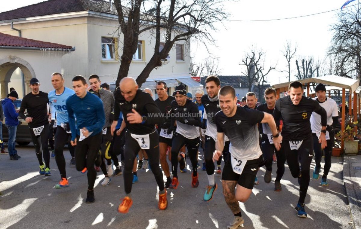 [FOTO/VIDEO] Riječka Zimska liga u trčanju ‘Igor Malešević’ stigla u Kastav